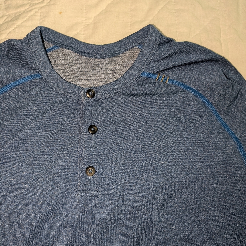 Lululemon Shirt Mens Medium Blue Long Sleeve Henley Metal Vent Tech Stretch - Picture 2 of 7